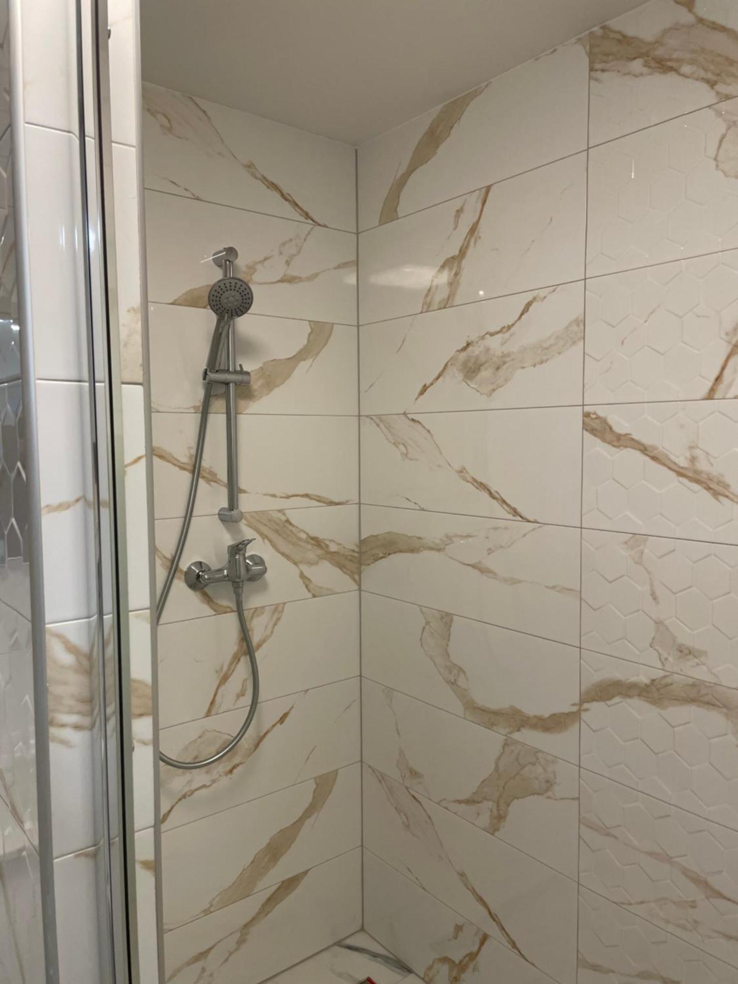 Apartmantt Cheb Exteriör bild